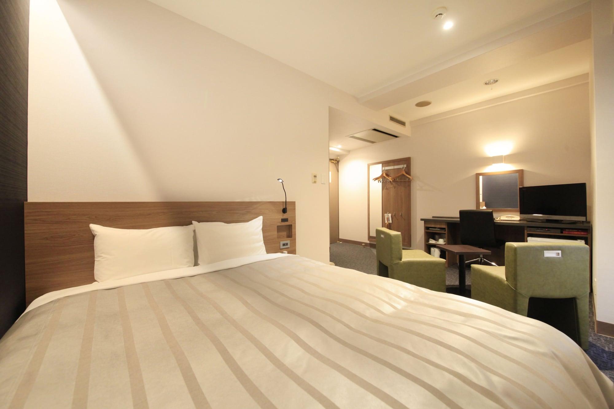 โรงแรมอะสึงิ เออร์เบิน 3* อาซึกิ
