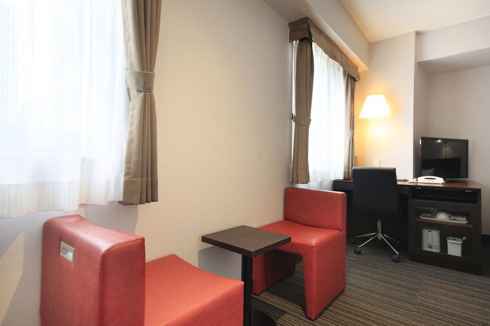 Urban 3* Atsugi